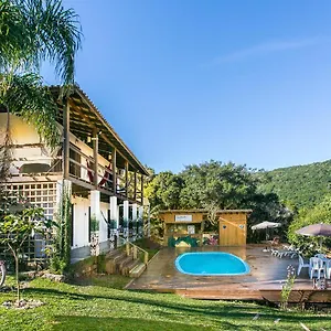 Alojamento de Acomodação e Pequeno-almoço Guarda House